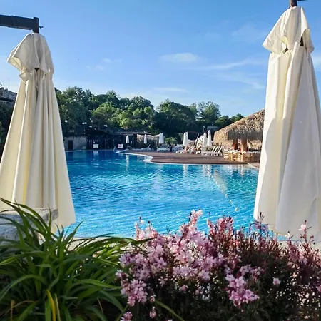 Apartment Sea Breeze Apartment, Oasis Resort, *