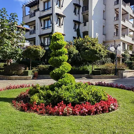 דירה Sea Breeze Apartment, Oasis Resort, *