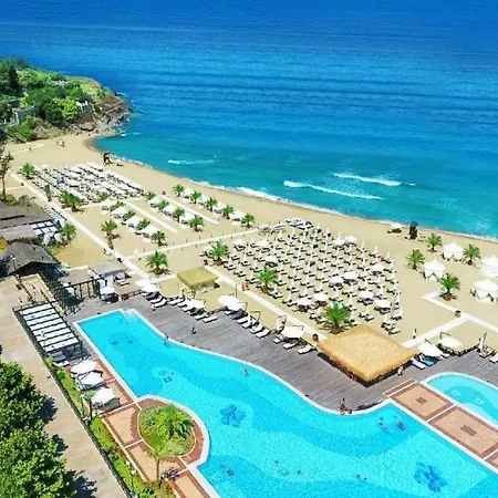 Sea Breeze Apartment, Oasis Resort, Apartment *