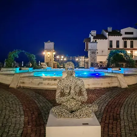Sea Breeze Apartment, Oasis Resort, Apartment